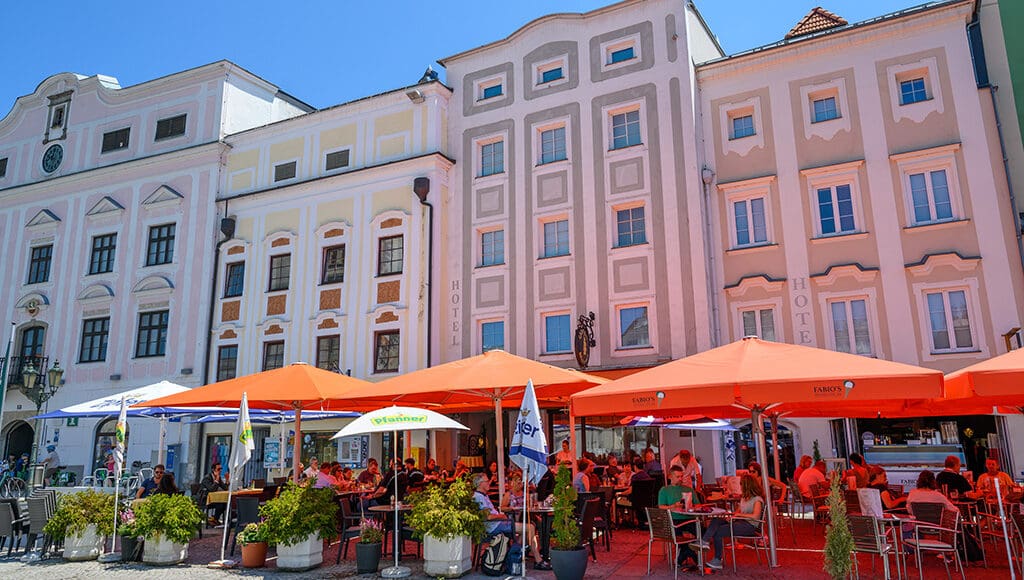 Hotel Restaurant Goldenes Schiff/Wolfgang Simlinger Hotel Restaurant Goldenes Schiff/Wolfgang Simlinger