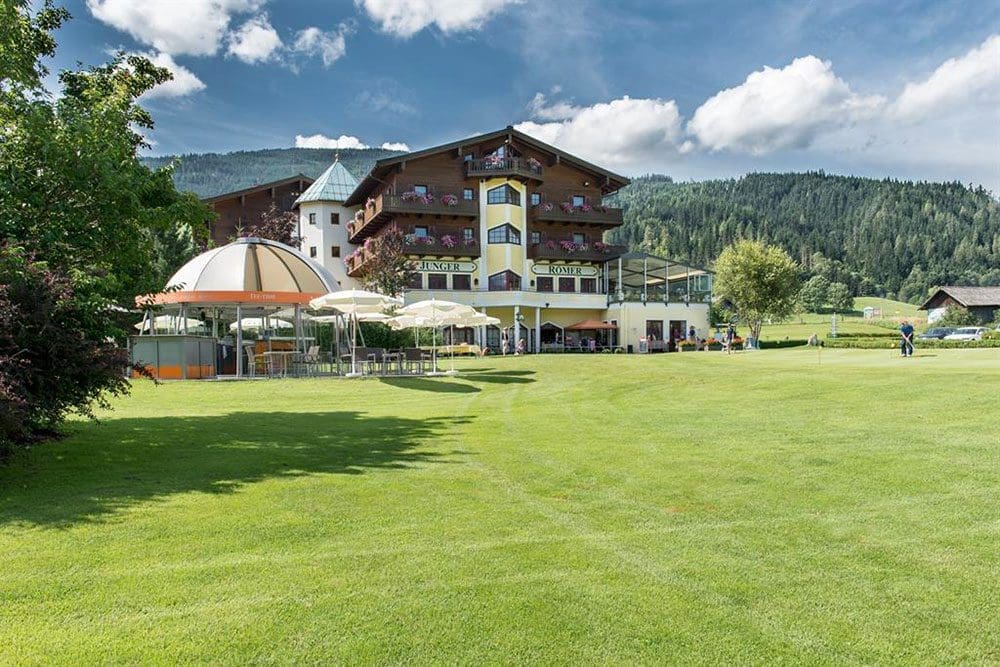Hotel Zum Jungen Roemer 1