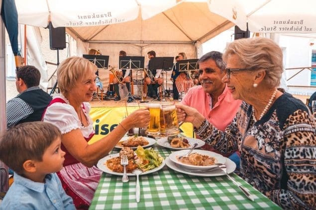 Kulinarik Knoedelfest Tourismusverband Radstadt Andrea Melueh