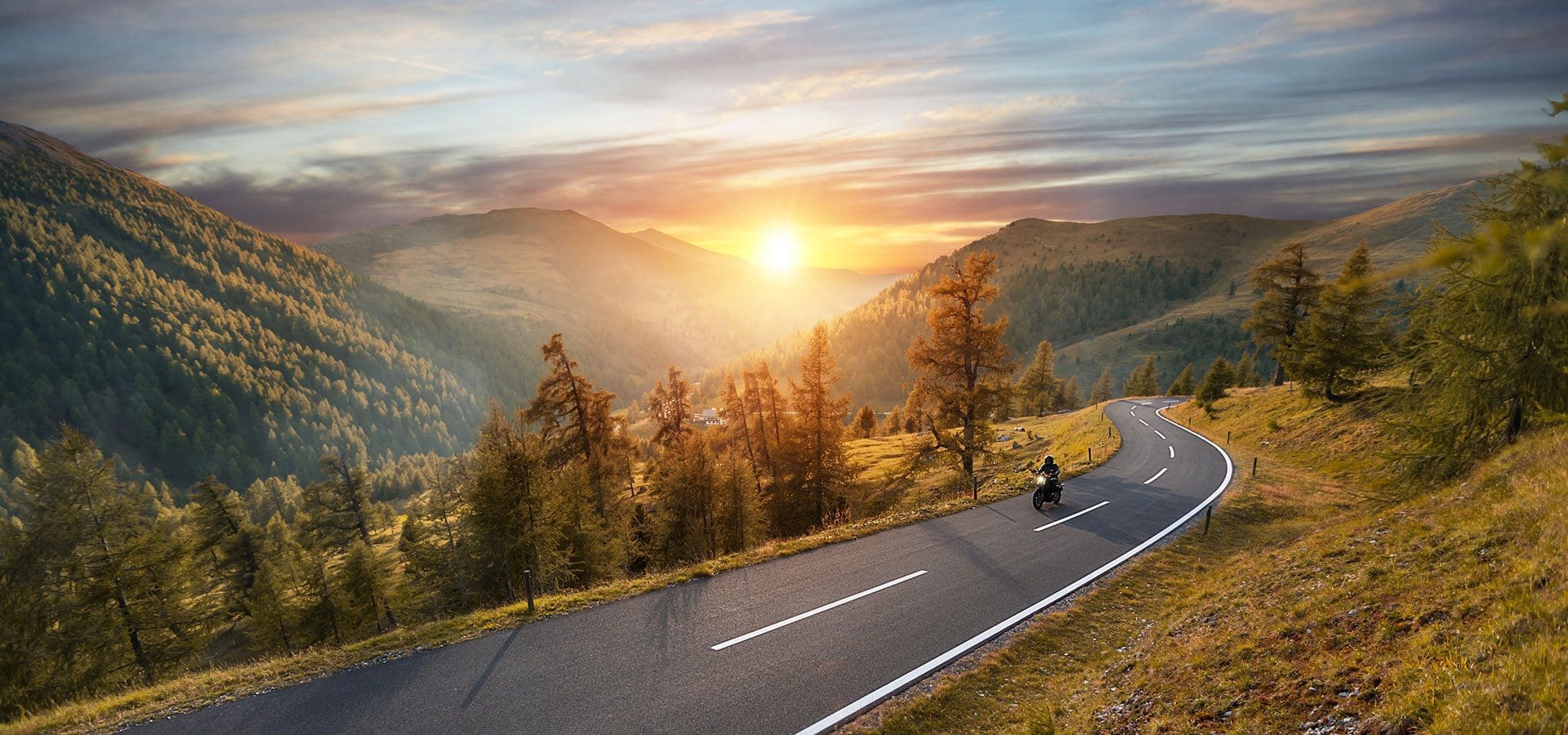 Motorradtour Nockalmstrasse Shutterstock 1