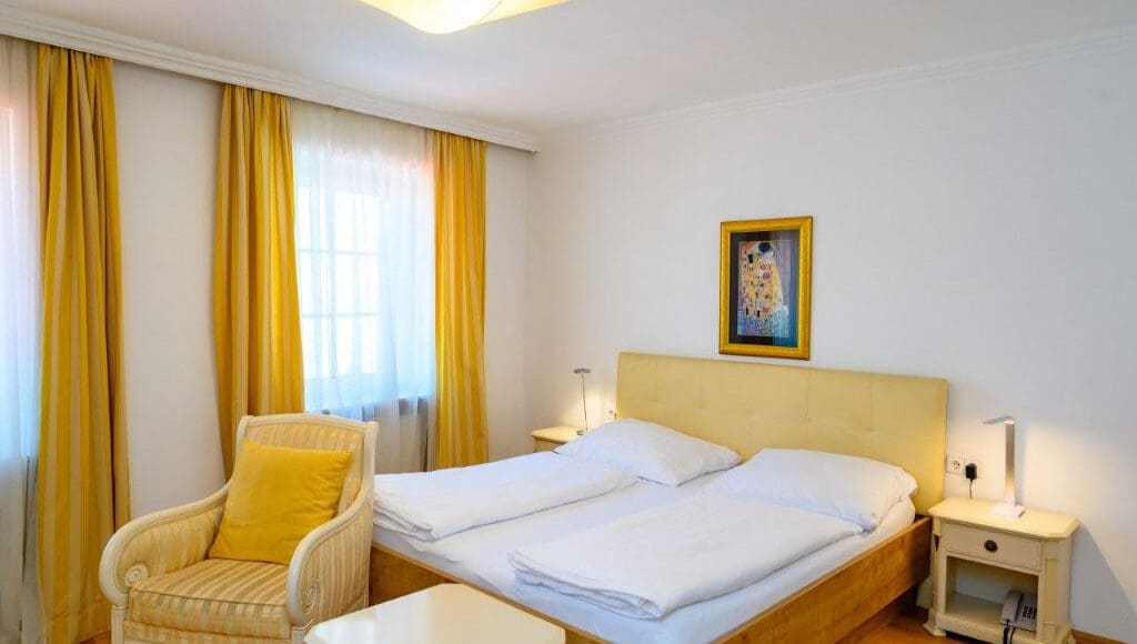 Hotel Restaurant Goldenes Schiff Hotel Restaurant Goldenes Schiff